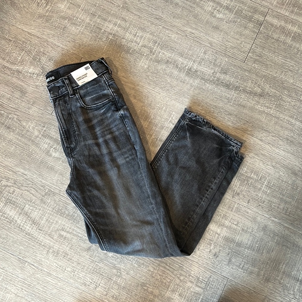 NWT Express Cropped Straight Super High Rise Wash Black Jean Pant